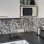 Nikolai 9 Centre