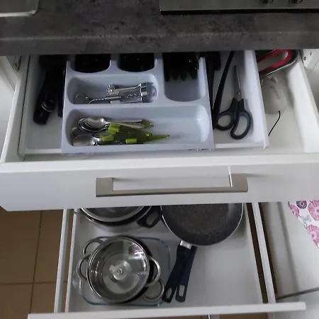 Nikolai 9 Centre * Parnawa